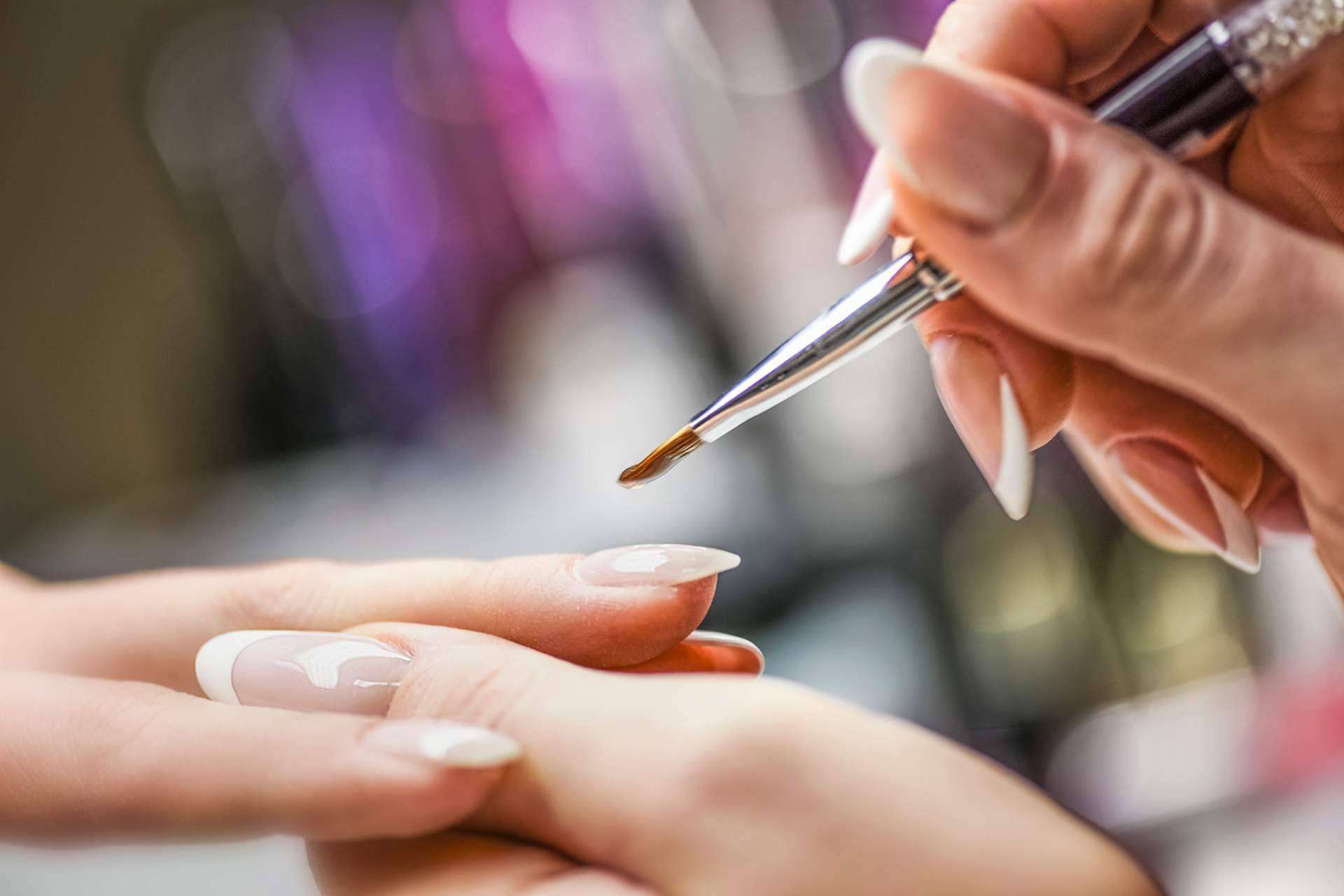 Hacerse las uñas de gel con SEMILAC