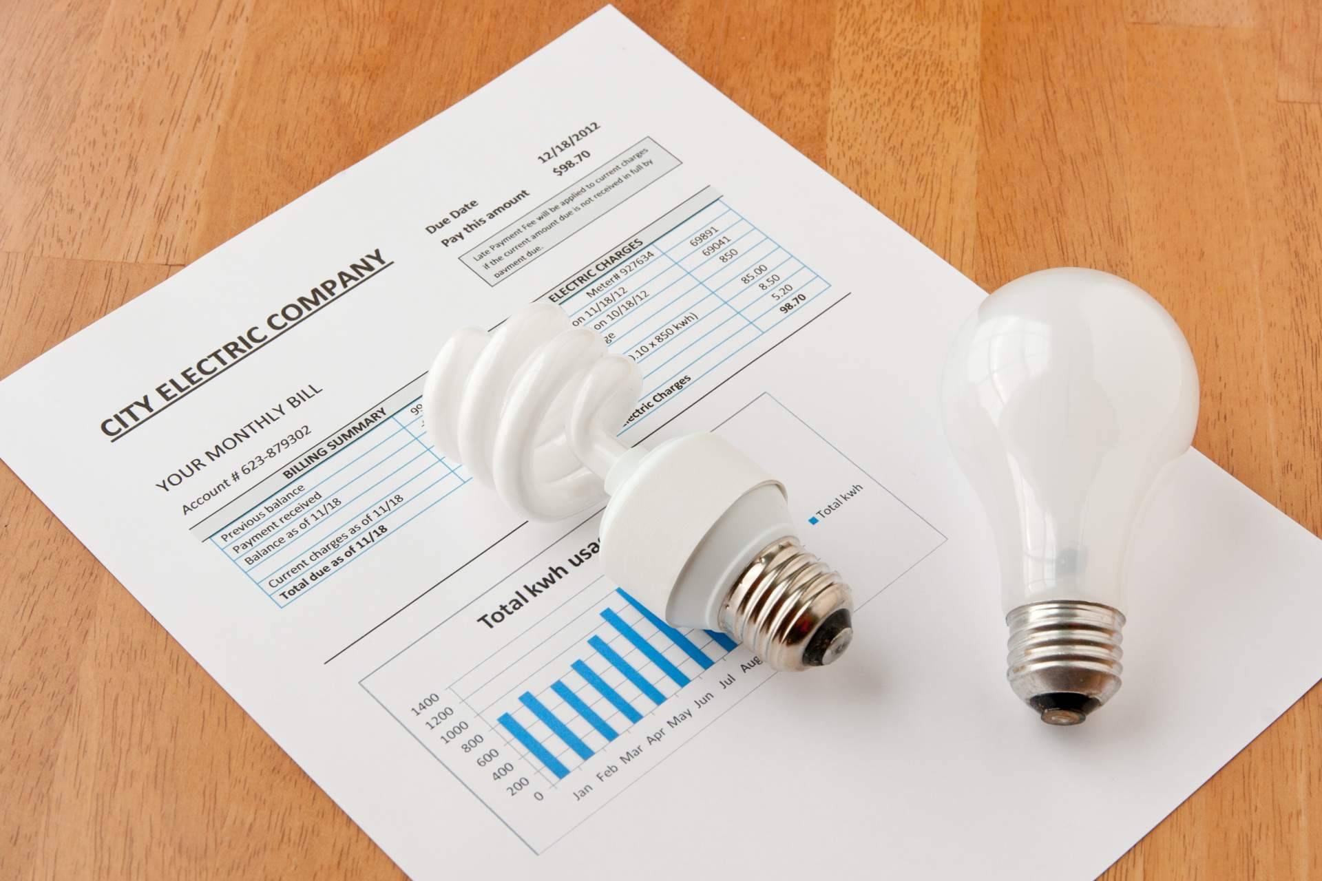 ¿Cómo ahorrar en la factura de la luz gracias a la compañía Ahorro Direct?
