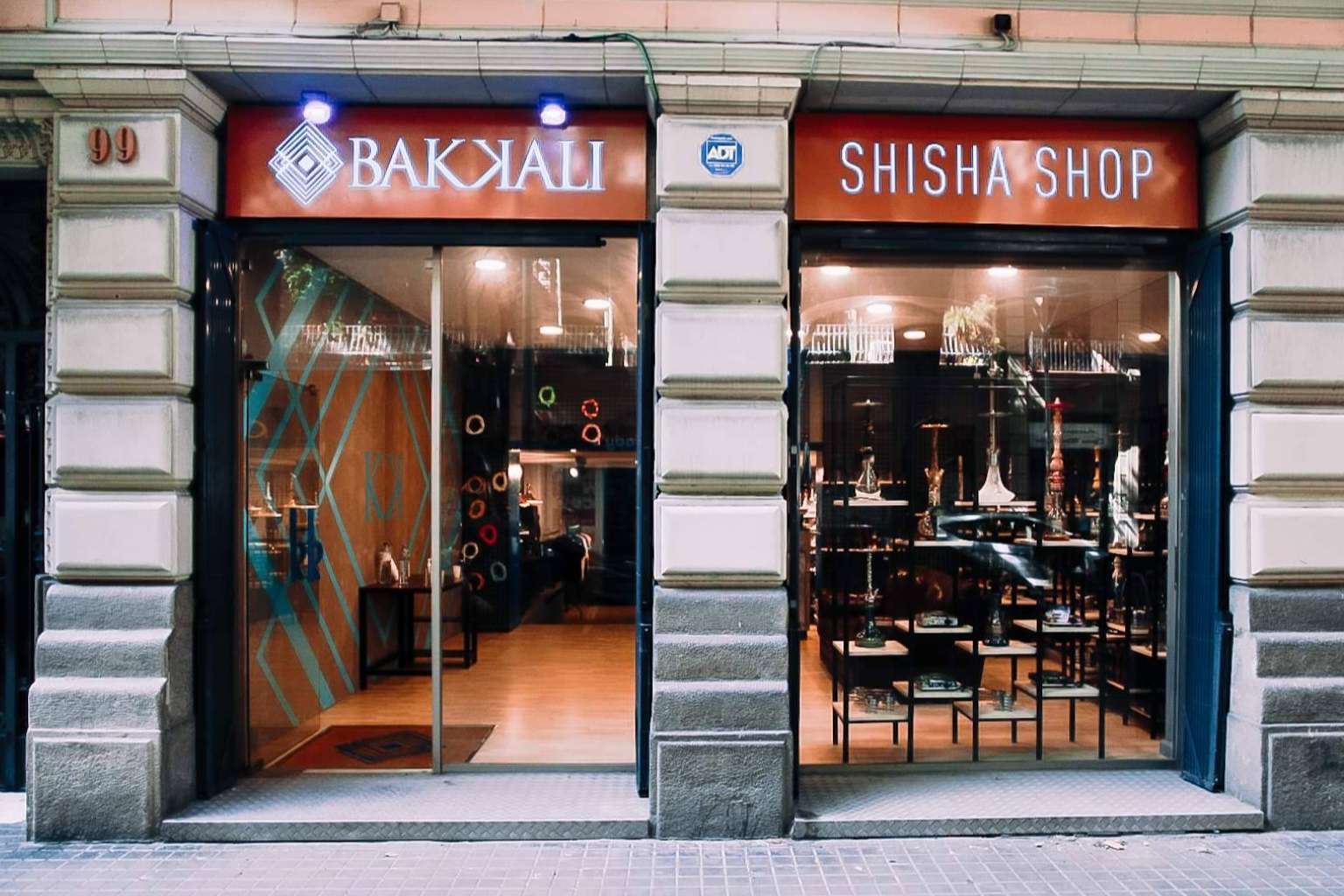 Bakkali Shisha Shop, la tienda especializada en cachimba, aterriza en Barcelona para abrir una segunda tienda física