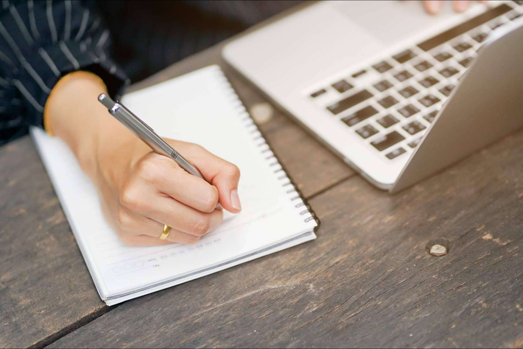 Comprar textos SEO para posicionar un negocio y ser más visible en internet, por SEOdalia