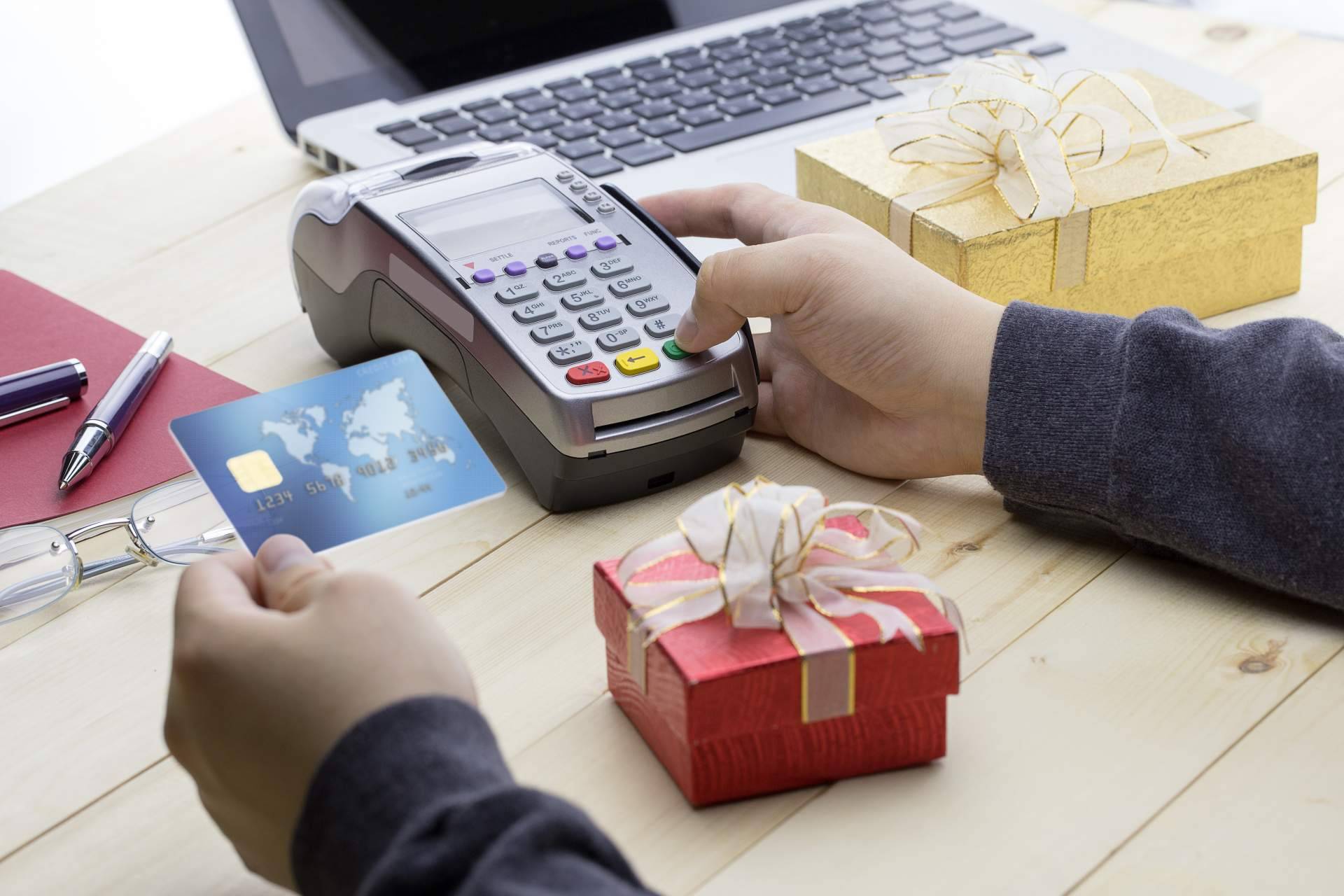 La página web Mamyka ofrece cupones y descuentos en productos para madres e hijos durante el Black Friday y campaña de Navidad