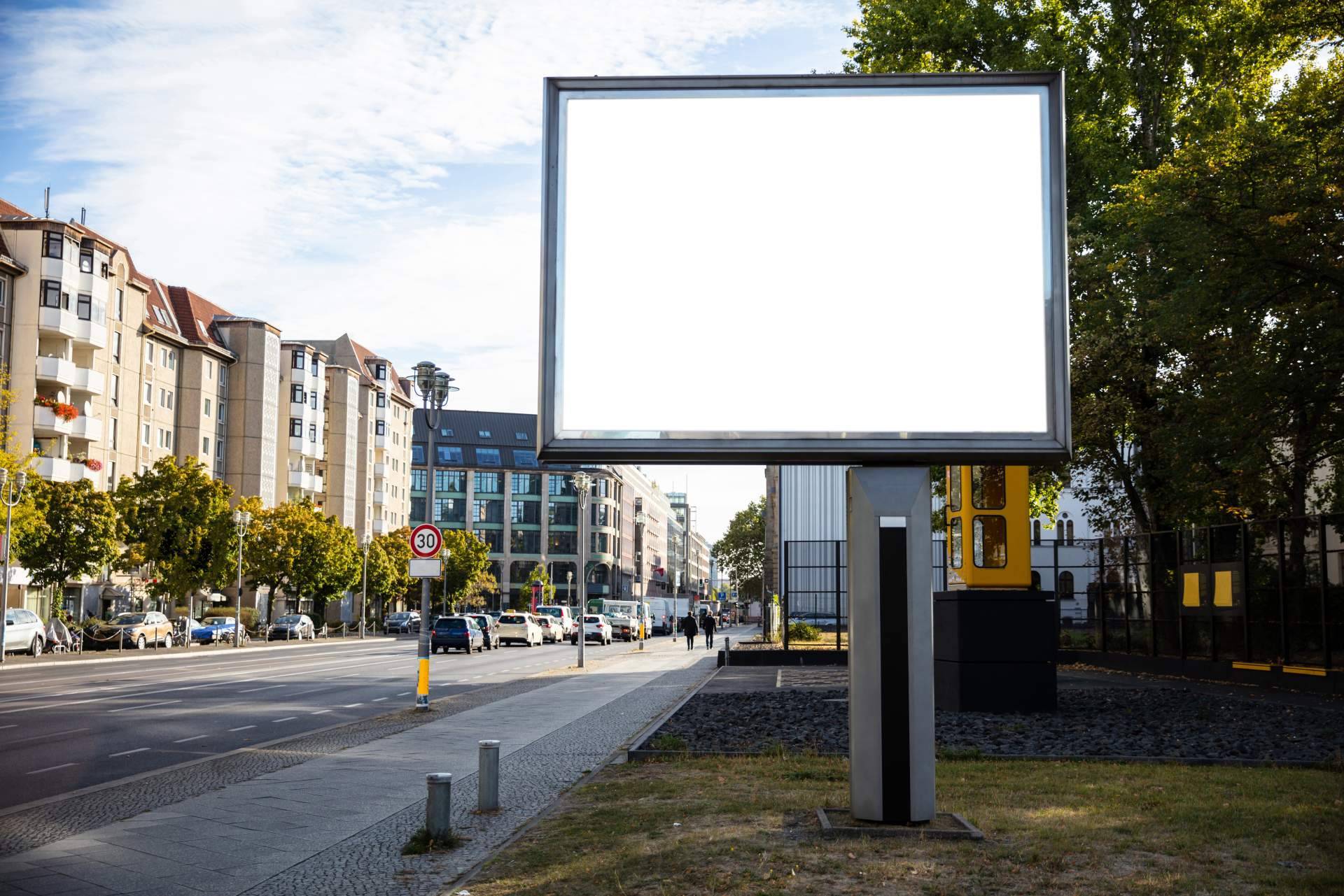 Las ventajas de la publicidad exterior en los mupis publicitarios de Eccodiez