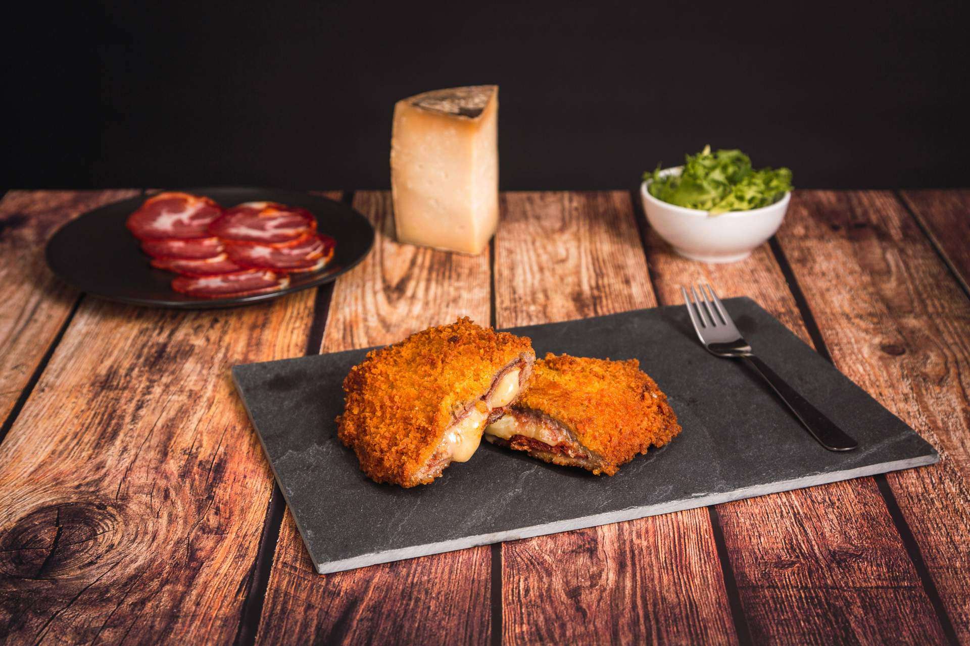 Productos especiales, populares y variados, la apuesta del menú de Kachopo King