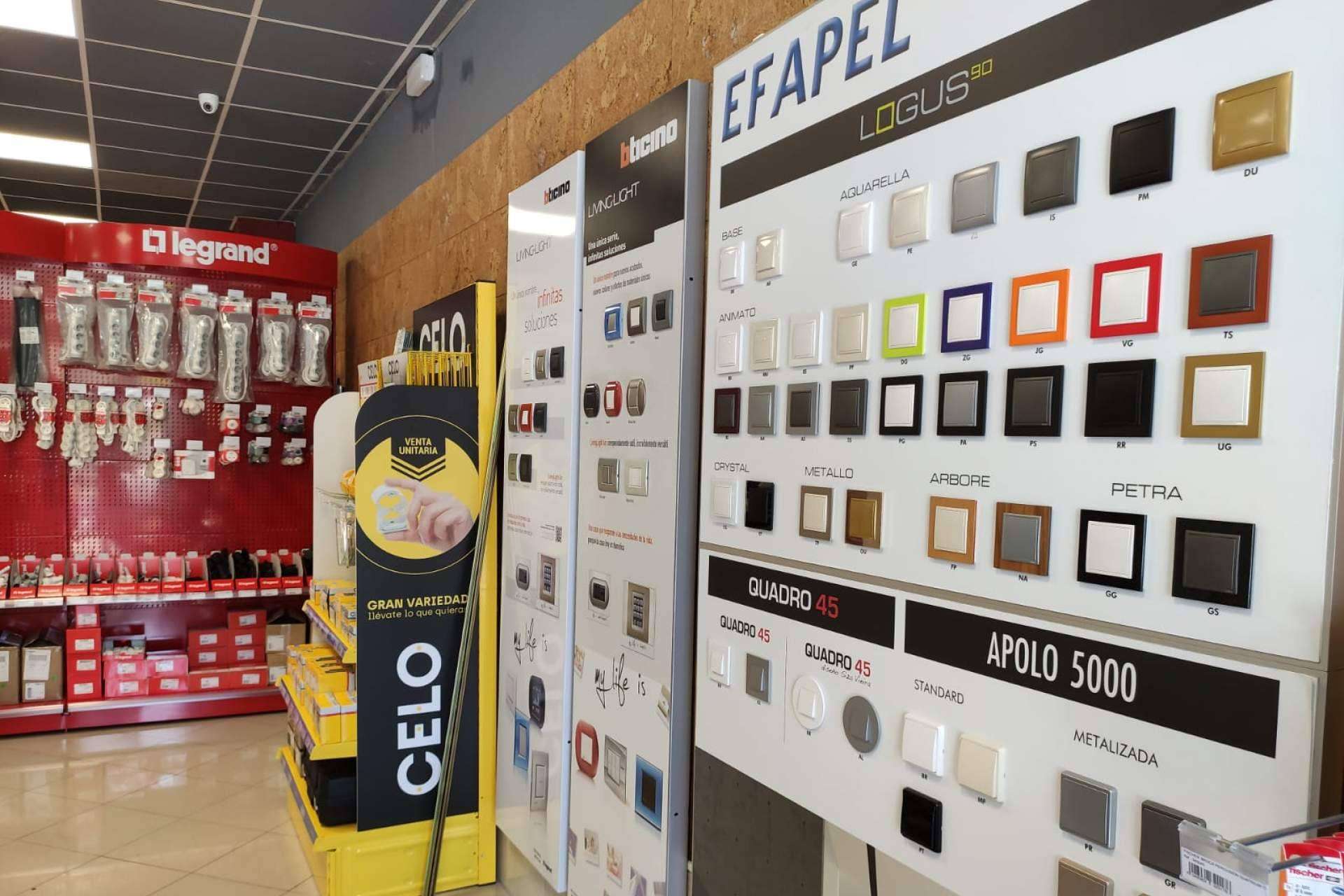 Material eléctrico para instaladores e interruptores Efapel en Grupo Distrelec Material Eléctrico