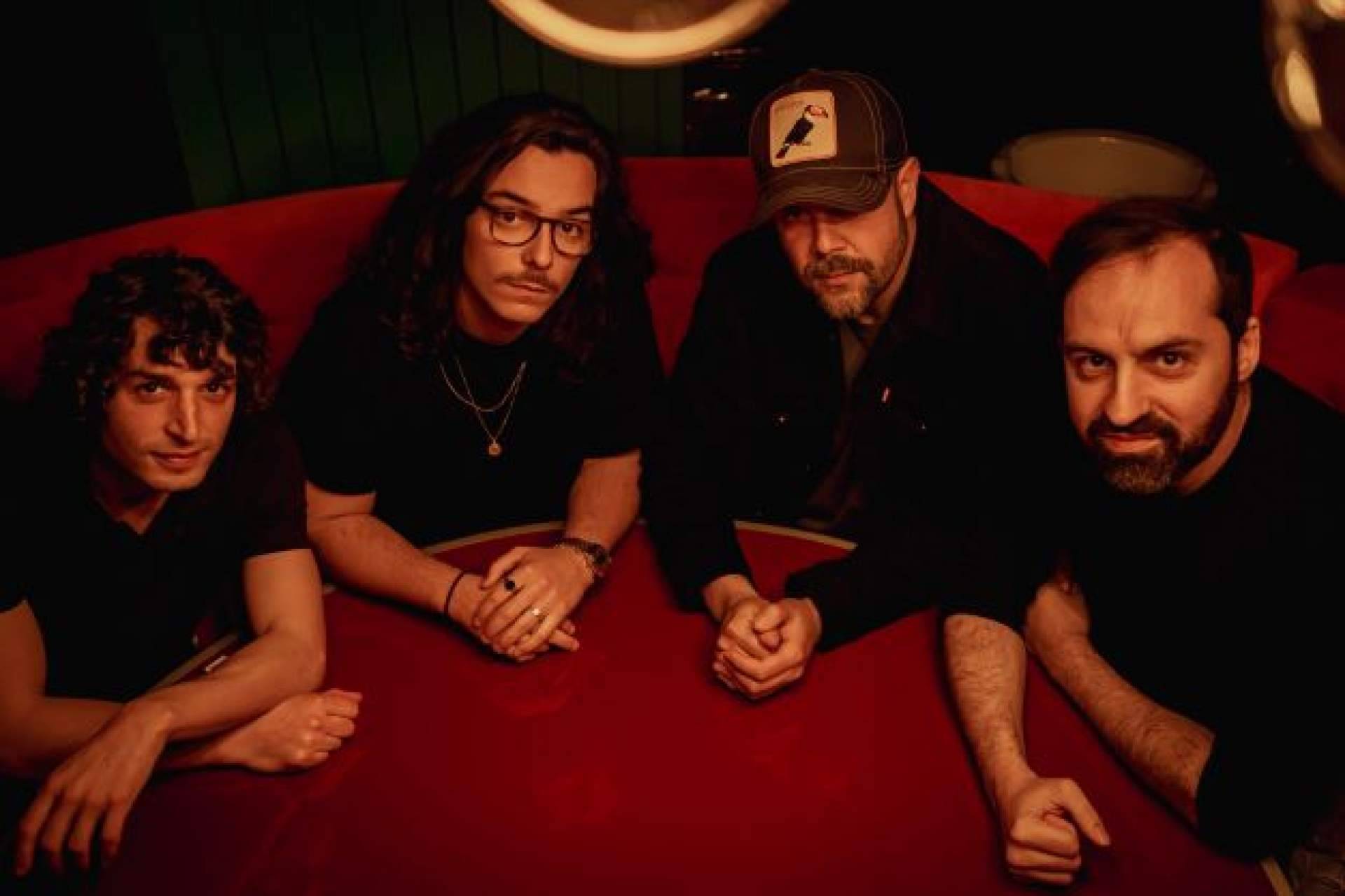 Presentación del tercer single del disco 'Giro Argumental', 'Ya no es lo mismo', de Verona