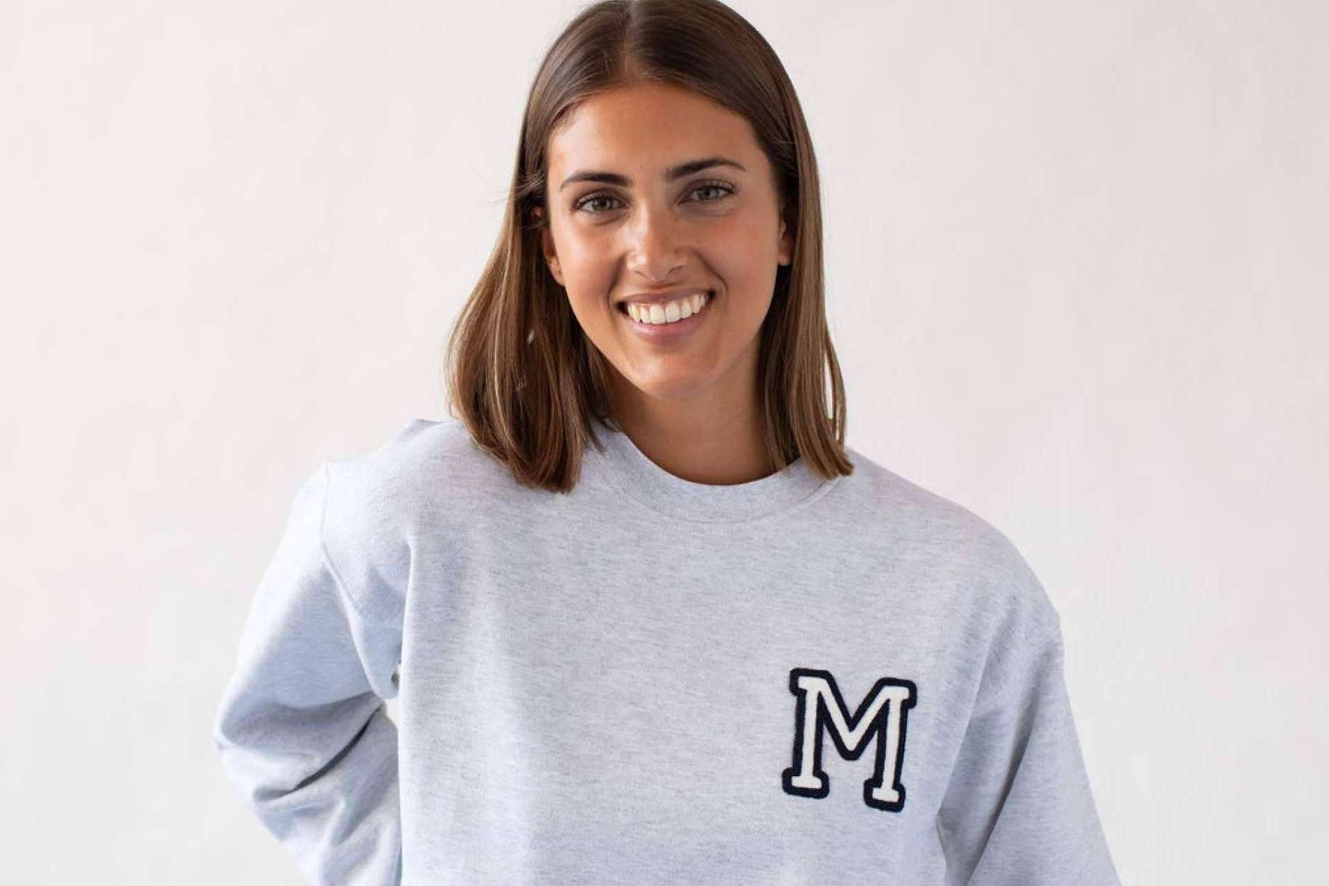 El regalo perfecto para San Valentín, las sudaderas personalizadas de Anitials