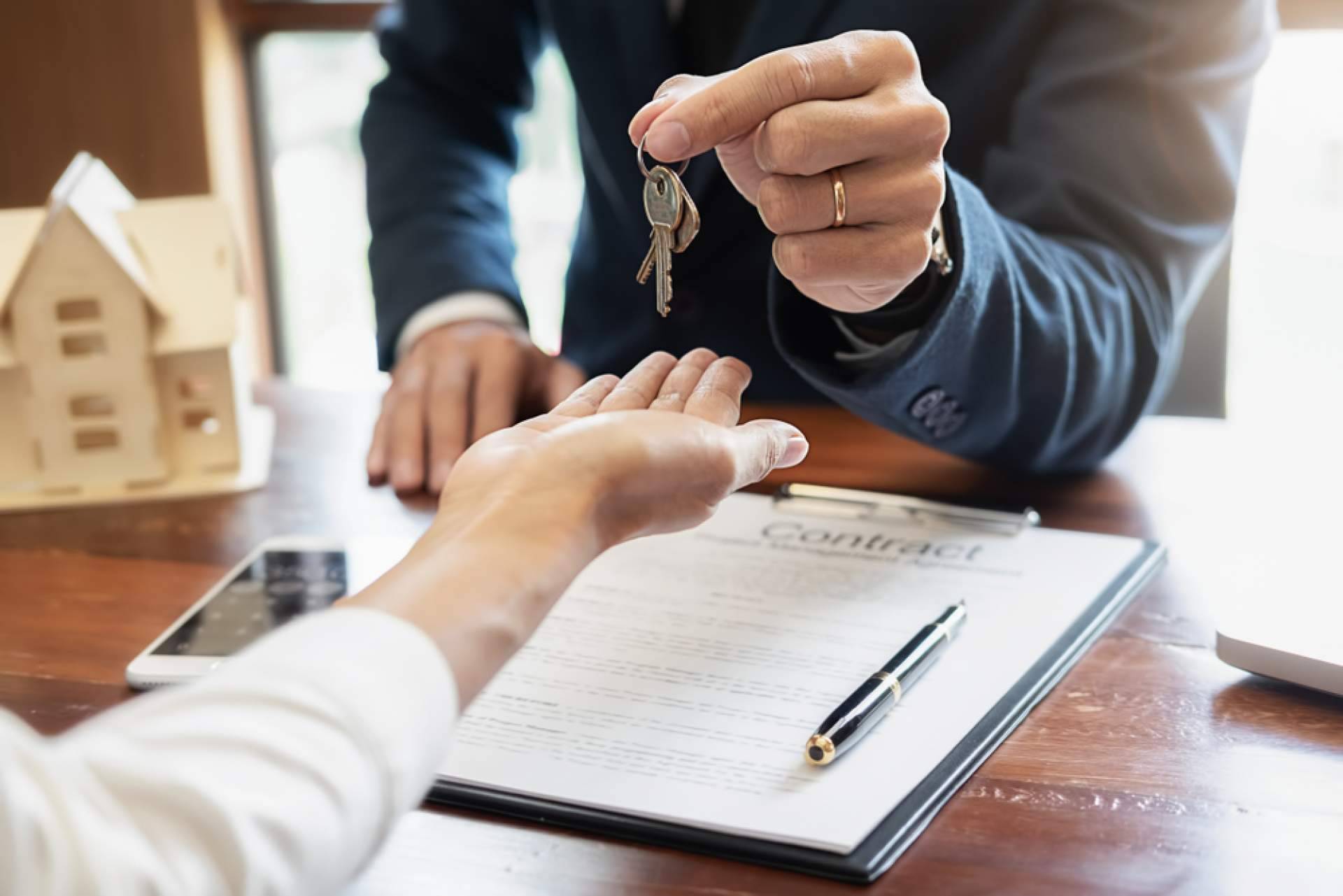 ¿En qué consisten los gastos deducibles del alquiler de una vivienda en la declaración de la renta?, con Arrenda