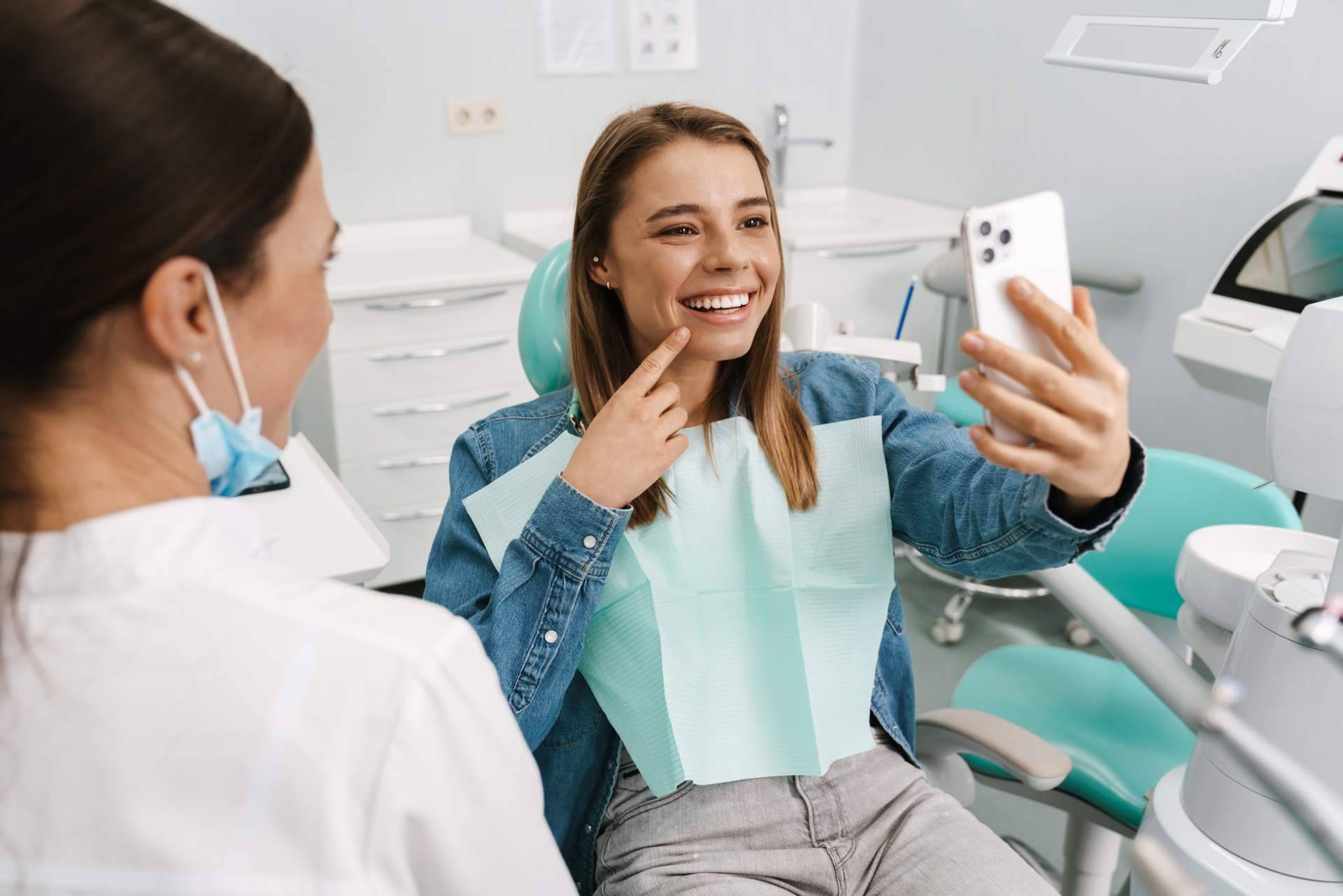 Preservar la estructura de los dientes, manteniéndolos sanos y libres de infecciones con los servicios de endodoncia de Agudo Rosa