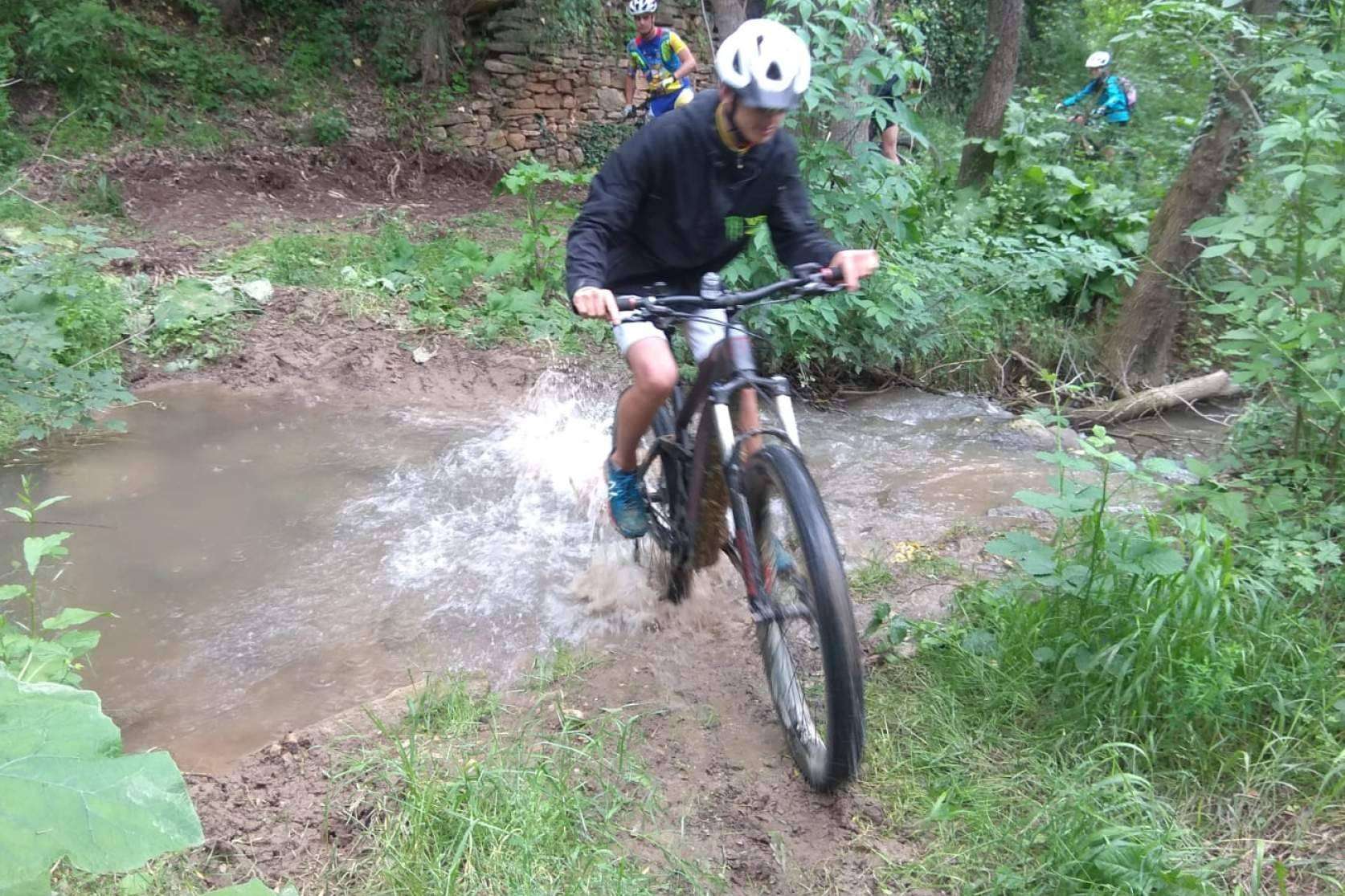 Iniciarse en bicicleta respetando el medio ambiente con la e-bike de Zenith Aventura
