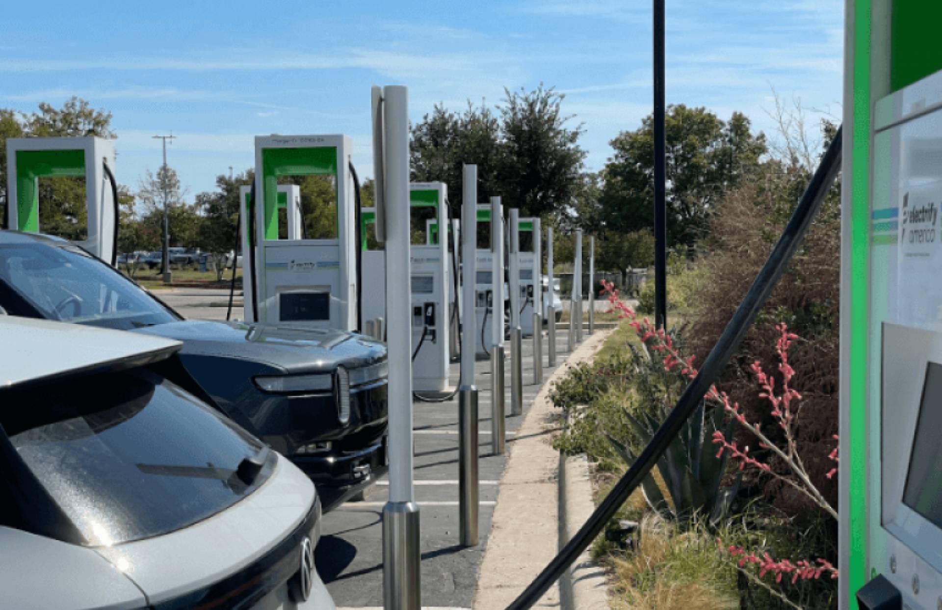 ¿Cómo son las cámaras de seguridad para estaciones de carga de vehículos eléctricos?