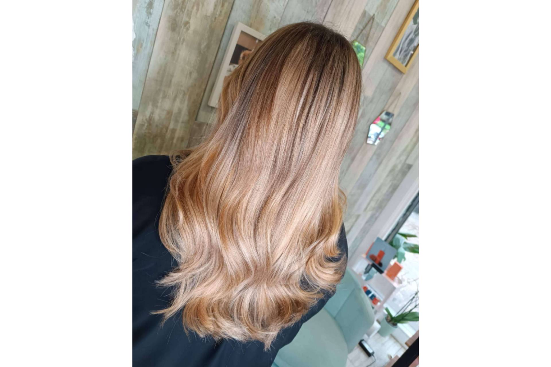 Corte Estilistas ofrece en Gijón expertas coloristas, multitécnicas en mechas y presoterapia de calidad
