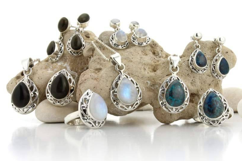 Minerales auténticos, joyas artesanales y tradición esotérica, así es la tienda online UniArt Minerales